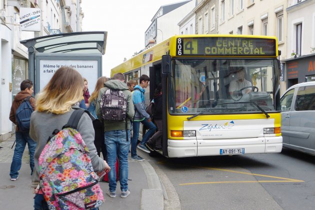 Cherbourg-en-Cotentin. Les bus s'affichent pour sensibiliser au harcèlement de rue