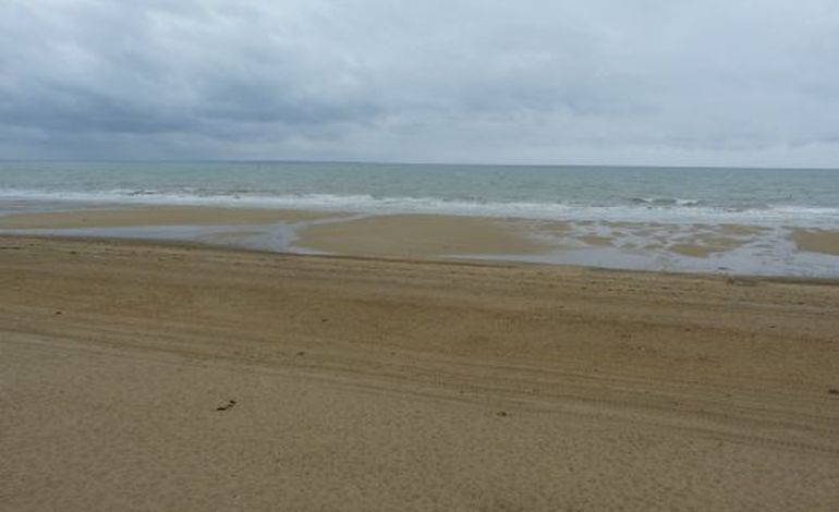 Pollution : la plage St-Nicolas de Granville réouverte