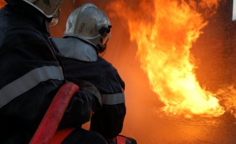 Feu de batiment agricole  : 20 pompiers mobilisés