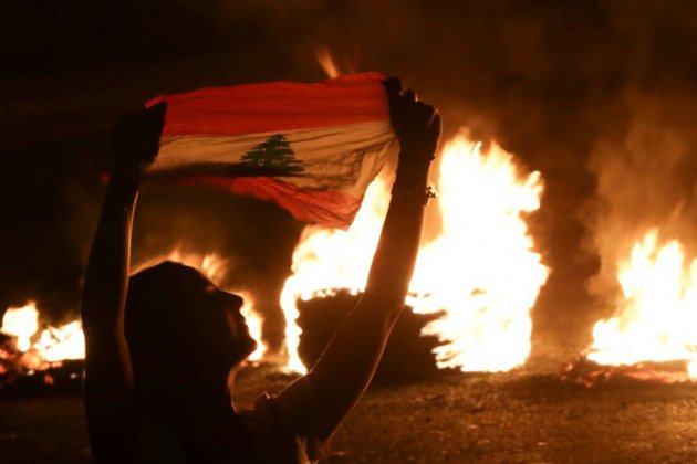 Liban: un mort par balle sur une route bloquée par des manifestants