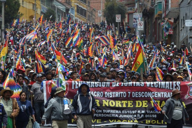 Bolivie: la nouvelle présidente tente de pacifier le pays