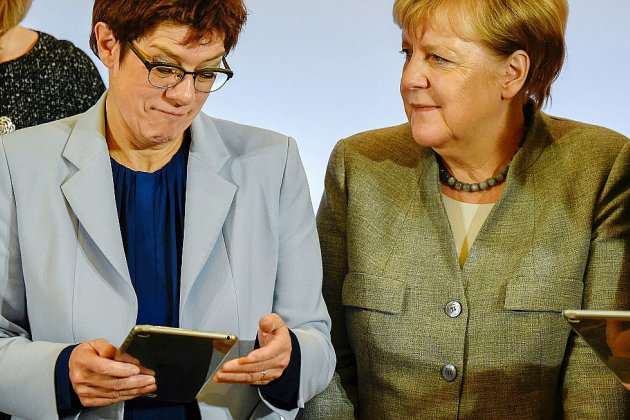 Les conservateurs d'Angela Merkel réunis pour un congrès sous tension