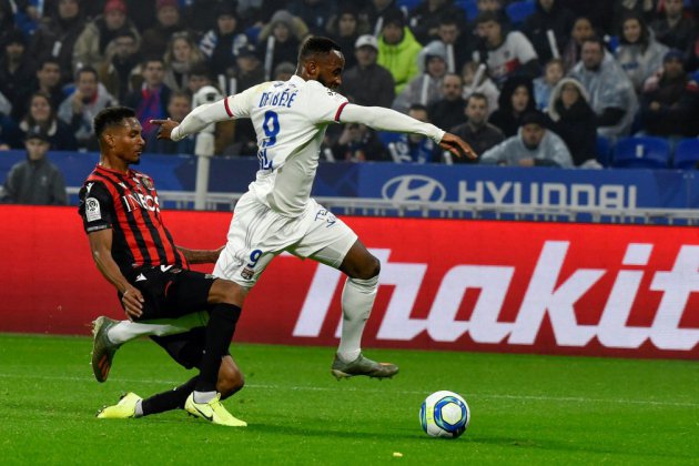 Ligue 1: Lyon résiste et remonte, Angers dauphin persévérant