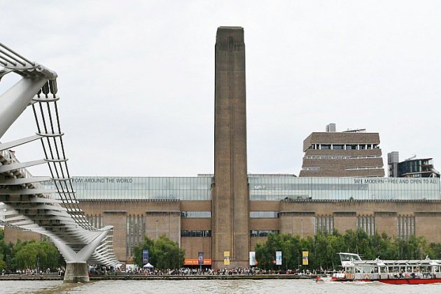Enfant français jeté du Tate Modern de Londres: le suspect plaide coupable
