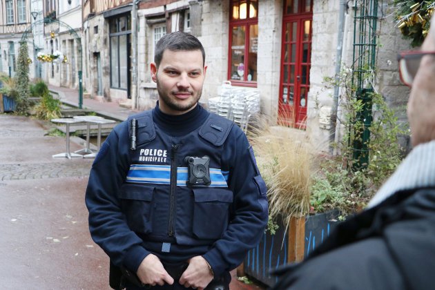 Rouen. La police municipale expérimente les caméras-piétons