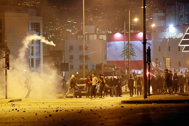 Liban: des dizaines de blessés dans des heurts nocturnes à Beyrouth