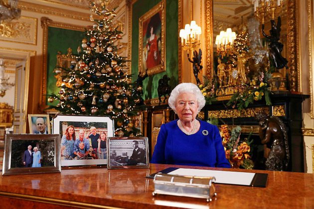 Elizabeth II reconnaît une année "semée d'embûches" dans son allocution de Noël