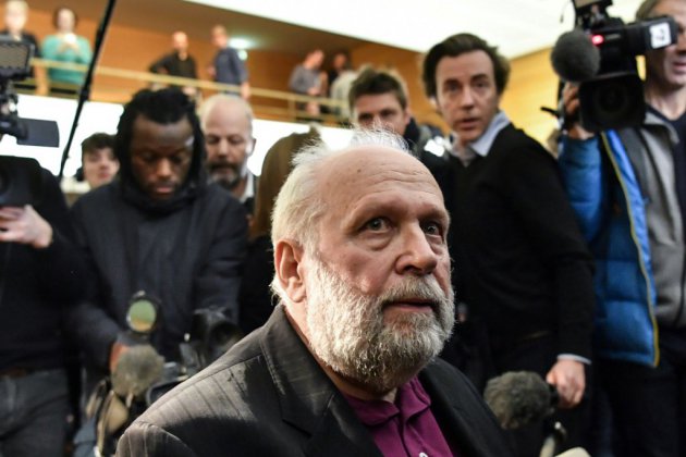 Pédocriminalité dans l'Eglise: ouverture du procès Preynat à Lyon