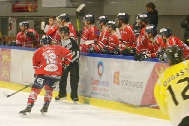 Hockey sur glace. Division 1 : Les Drakkars remportent le choc face à Chambéry
