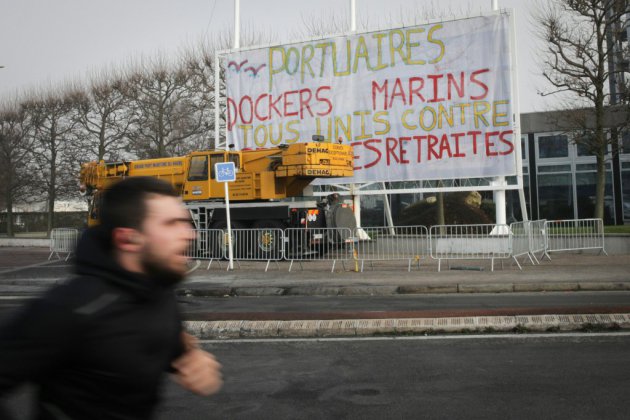 Du Havre à Marseille, le blocage des ports pèse sur l'économie française