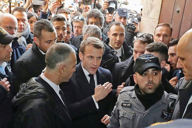 Le "moment Chirac" de Macron s'invite à la une à Jérusalem