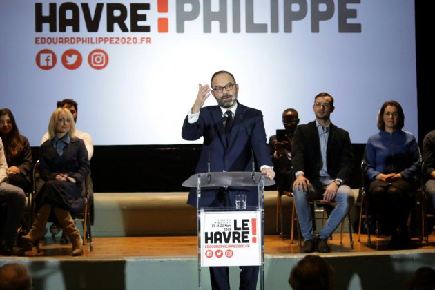 Municipales: Philippe prédit une "élection difficile" mais assume d'être "une cible"
