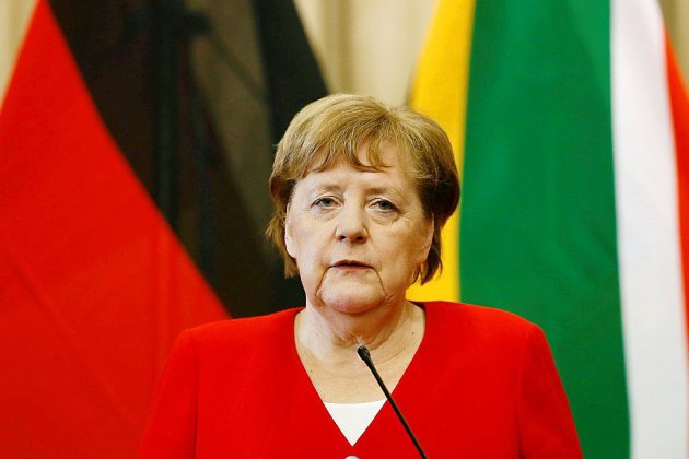 Tempête politique en Allemagne: Merkel rejette toute alliance avec l'extrême droite