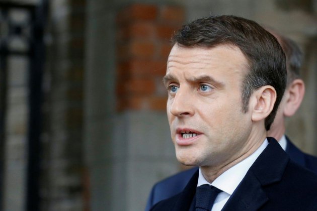 Coronavirus: Macron réunit lundi un déjeuner "en format Conseil de défense"