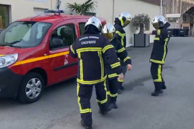 [Vidéo] Villers-sur-Mer. Insolite : les pompiers s'essayent au "Oh na na na Challenge"