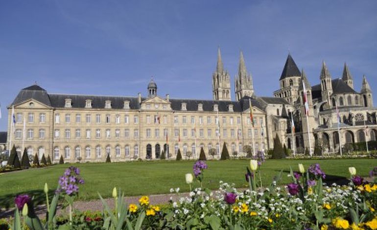 Conseil municipal à Caen : 82 points à l’ordre du jour