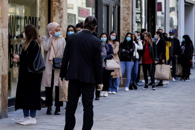 Déconfinement: une partie de l'Europe redécouvre le plaisir du shopping