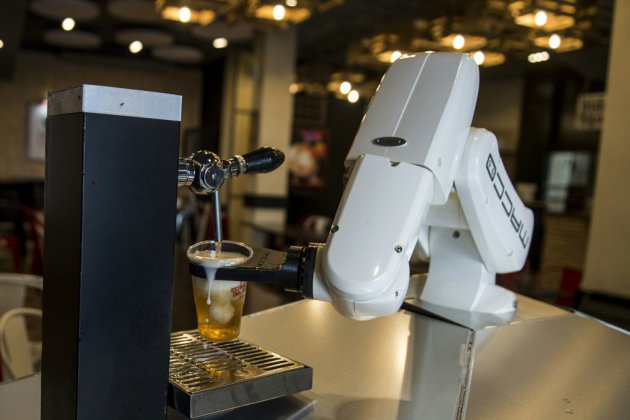 En Espagne, bières à distance grâce à un robot