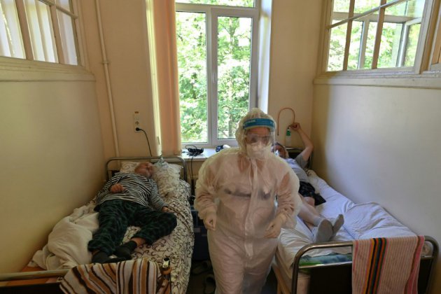 La bataille de l'Ukraine face à la hausse des cas de coronavirus