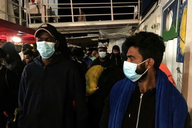 L'Ocean Viking sur le point de débarquer 180 migrants en Sicile