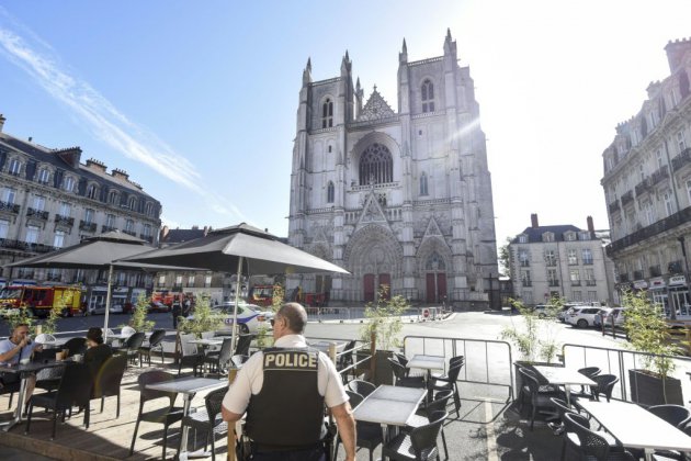 Incendie dans la cathédrale de Nantes: le bénévole du diocèse remis en liberté