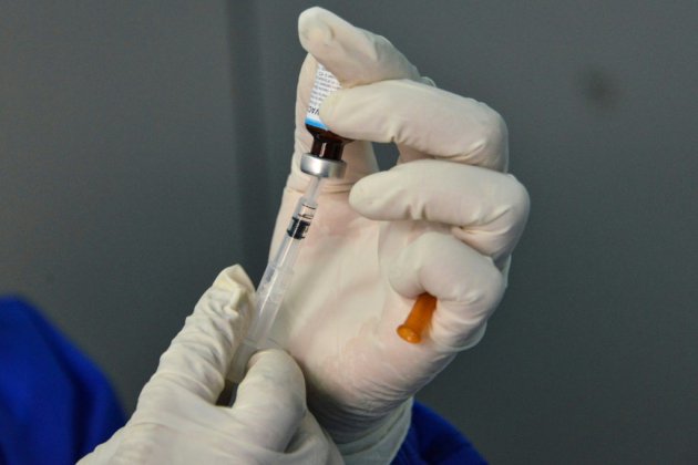 Vaccin contre le Covid-19: vite et bien, est-ce possible?