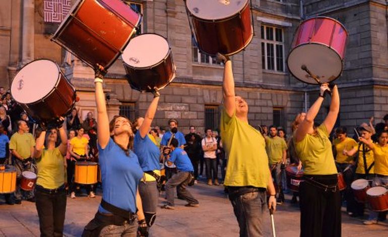 Passion Brésil à Rouen : danse et percussions à gogo
