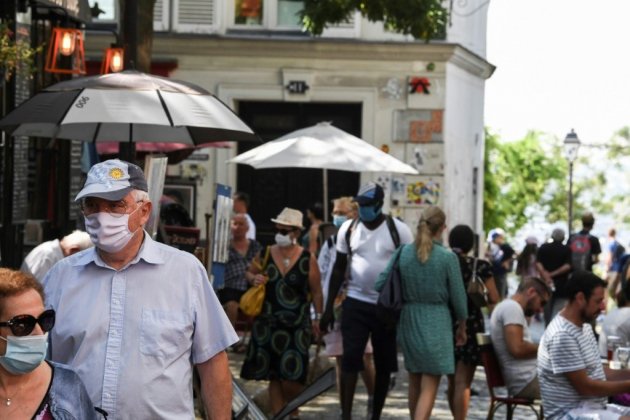 Le masque dans la rue: vrai outil de prévention ou mesure "pour rassurer"?