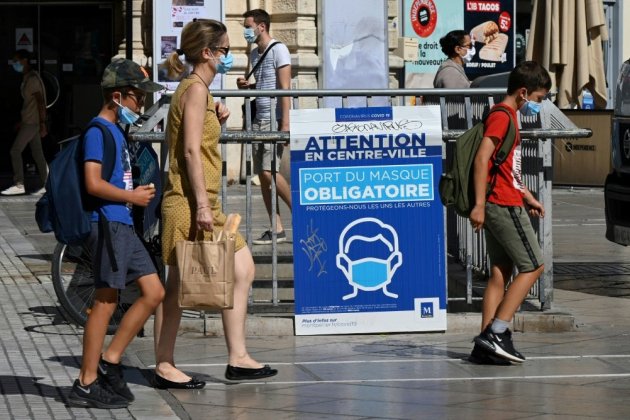Covid-19: 3.000 nouveaux cas en France, mesures renforcées à Marseille