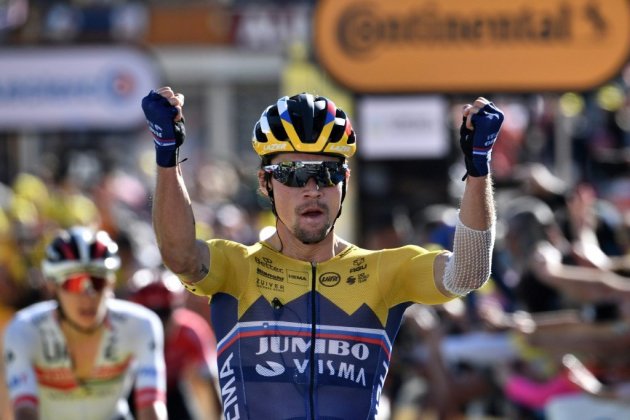 Tour de France: Roglic gagne au sprint en altitude, Alaphilippe reste en jaune
