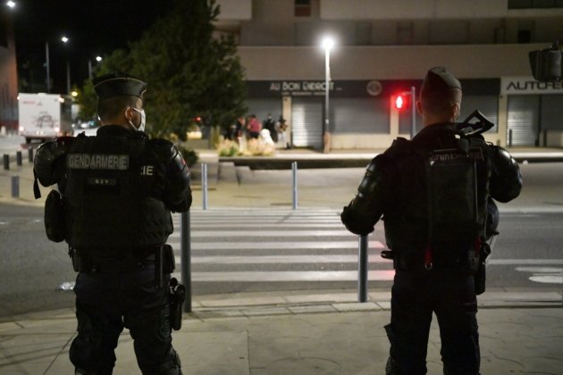 Images de trafiquants armés à Grenoble: un jeune rappeur mis en examen