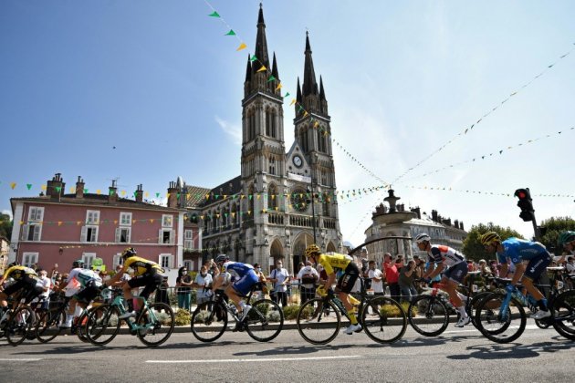 Tour de France: départ de 16e étape, dans les Alpes et au complet