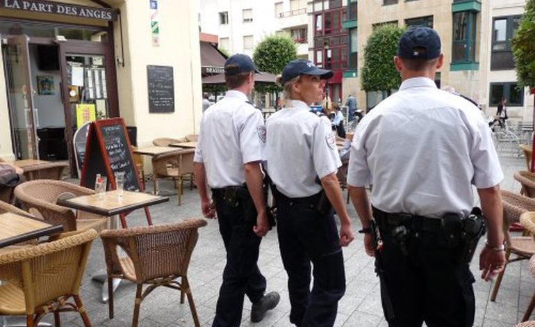 Rouen : police nationale et municipale "main dans la main"