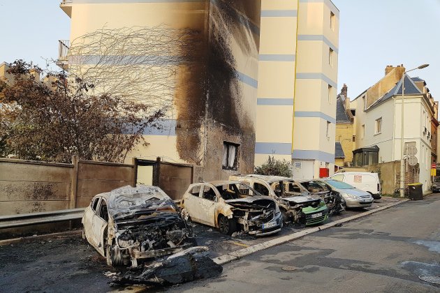 [Actualisé] Le Havre. Treize voitures incendiées, un foyer pour mères célibataires touché