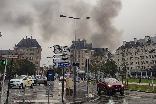 Caen. Incendie dans le centre-ville : trois garages embrasés 