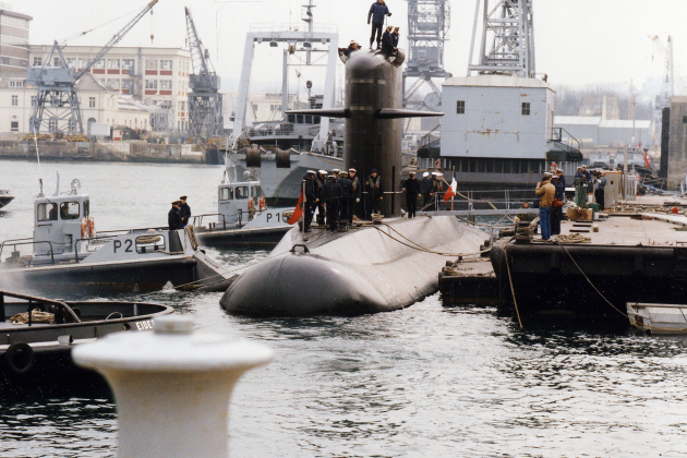 Cherbourg-en-Cotentin. Après l'incendie en juin, le sous-marin nucléaire "Perle" sera réparé