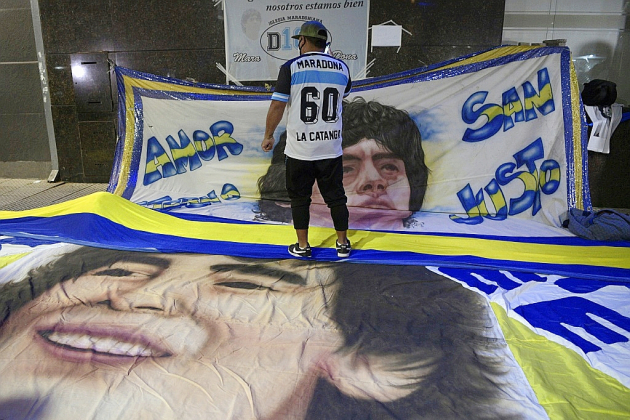 Maradona ne souffre d'"aucune complication" après son opération à la tête