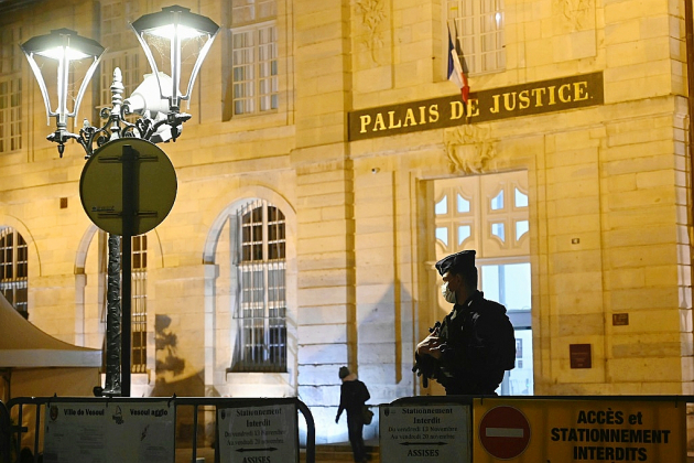 Journée "sous très haute tension" en perspective au procès Daval