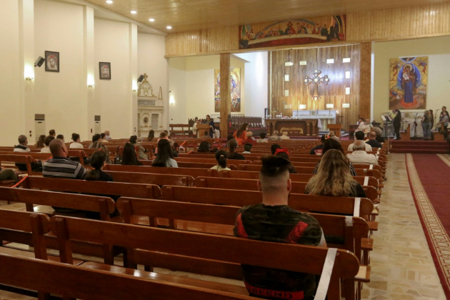 Chez les chrétiens encore en Irak, la tentation du départ