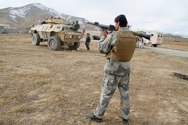 Au moins 26 membres des forces afghanes tués dans un attentat-suicide