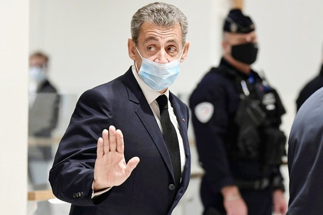 Affaire des "écoutes": réel démarrage du procès de Sarkozy pour corruption