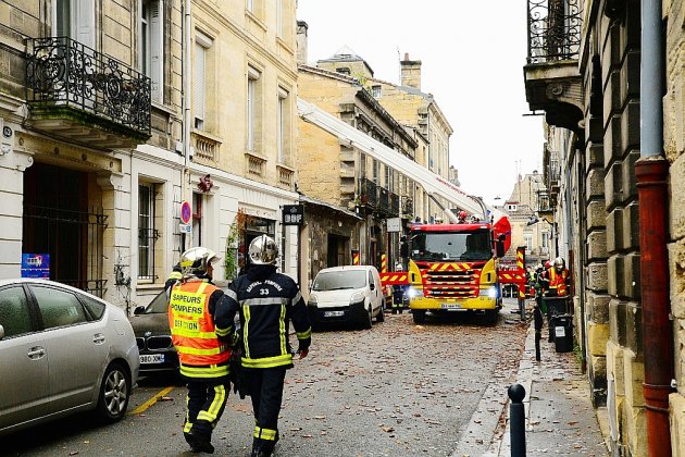 Explosion à Bordeaux: une femme décédée, son compagnon toujours dans un état grave