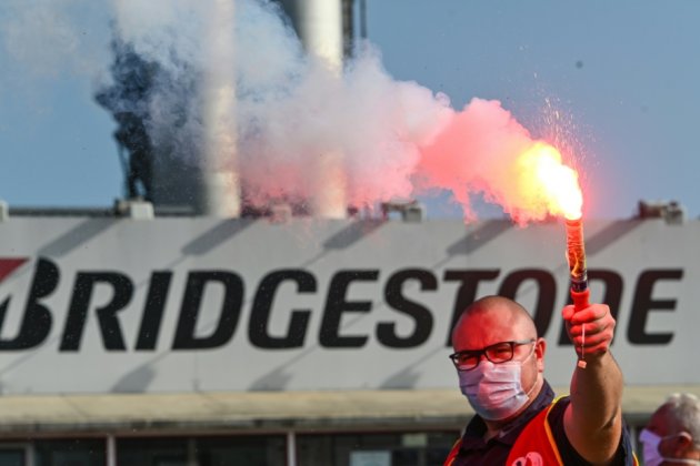 Bridgestone: cinq mois après l'annonce de la fermeture, le PSE signé