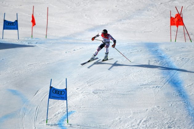 Mondiaux de ski alpin: le Français Mathieu Faivre sacré en géant, après son titre en parallèle