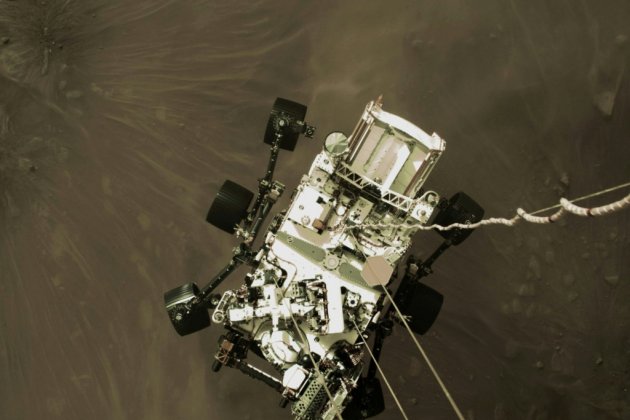 Spectaculaires images de l'atterrissage de Perseverance sur Mars
