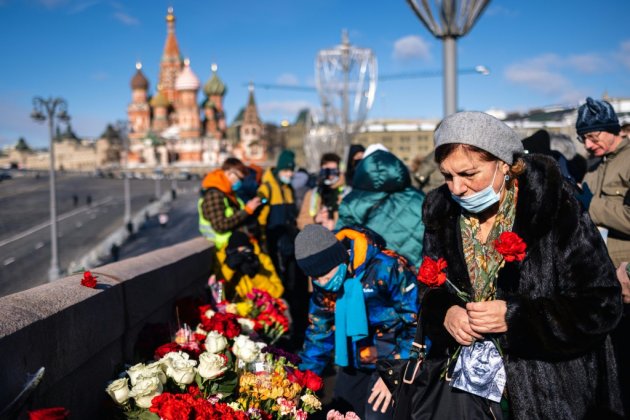 Des milliers de Russes rendent hommage à l'opposant assassiné Boris Nemtsov