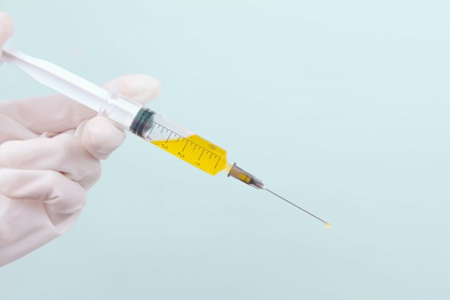 Santé. La vaccination AstraZeneca suspendue en France