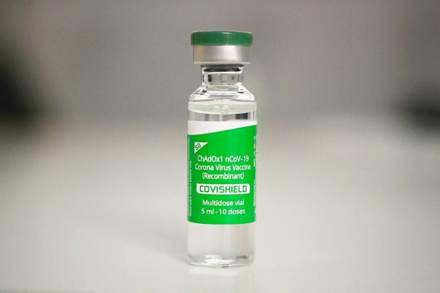 Virus: les déboires du vaccin Astrazeneca compliquent la donne
