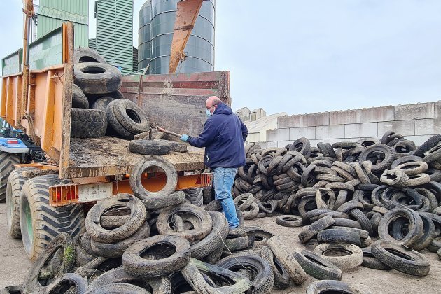 Calvados. Les agriculteurs envoient leurs pneus usagés au recyclage