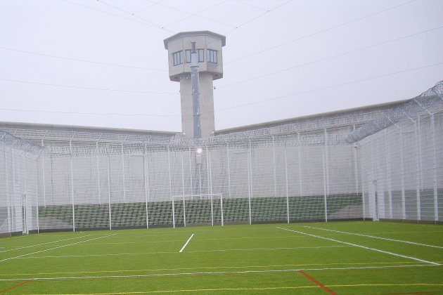 Condé-sur-Sarthe. Douze mois de prison pour un détenu violent du centre pénitentiaire